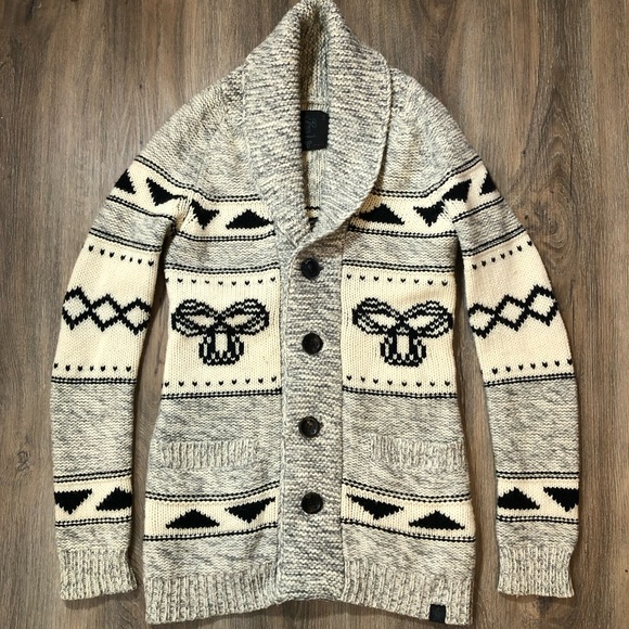 Aritzia TNA Northwest Lambswool Knit Cardigan - Picture 5 of 17